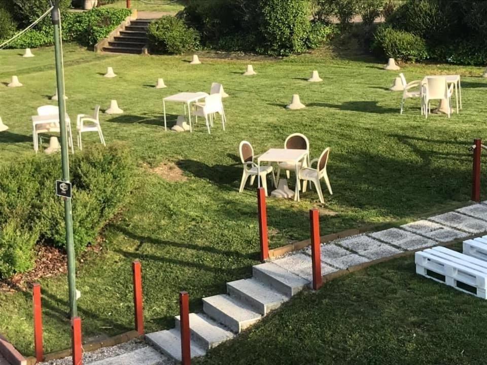 דסנזאנו דל גארדה Appartamento Casa Vacanze Spiaggia D'Oro מראה חיצוני תמונה