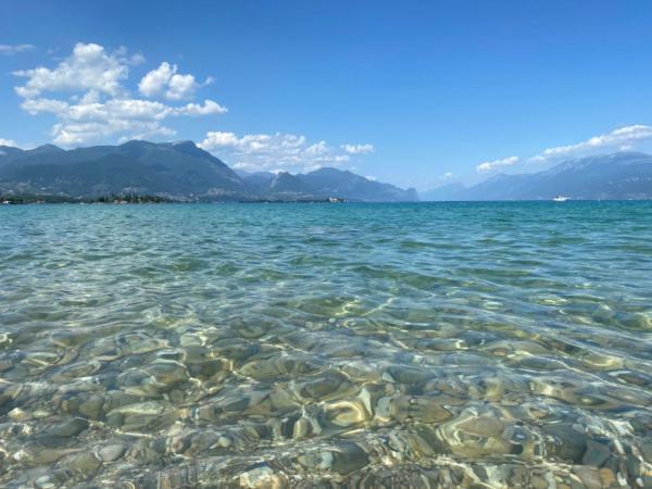 דסנזאנו דל גארדה Appartamento Casa Vacanze Spiaggia D'Oro מראה חיצוני תמונה